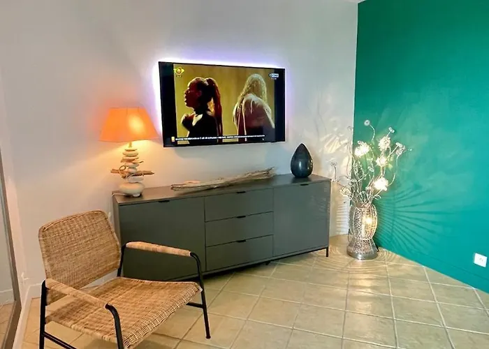 Apartment Duplex Bord De Vue & A Pied Gassin